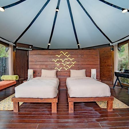 The Pavilions Himalayas Lake View ポカラ エクステリア 写真