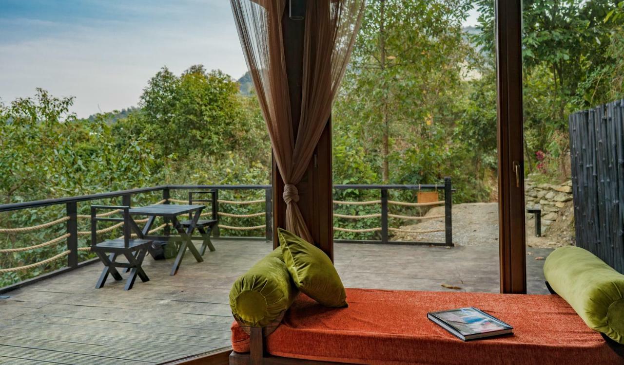 The Pavilions Himalayas Lake View ポカラ エクステリア 写真
